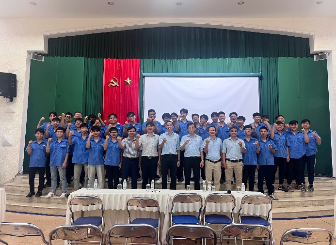 Tinh thần tân sinh viên khóa 2026