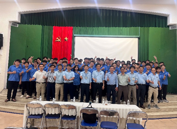 Tinh thần tân sinh viên khóa 2026